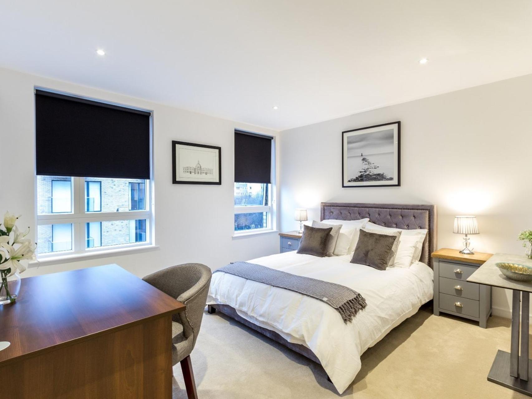 2 Bed Property Close To Heathrow Airport Hounslow Exterior foto