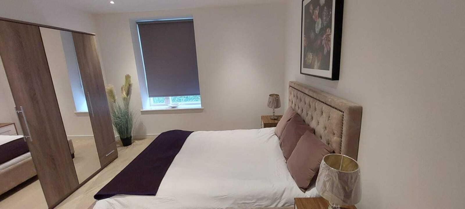 2 Bed Property Close To Heathrow Airport Hounslow Exterior foto
