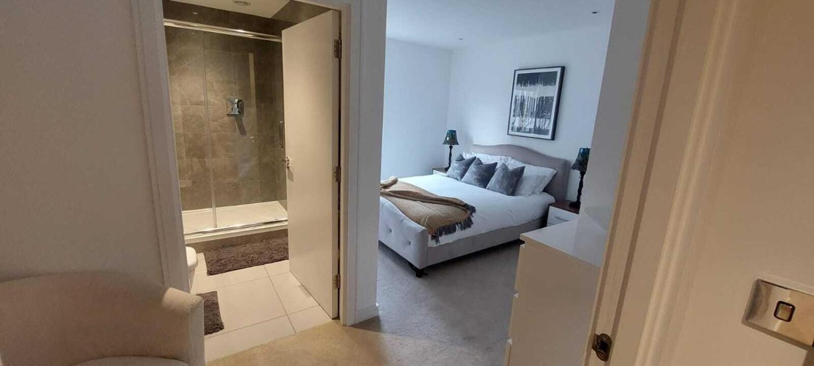 2 Bed Property Close To Heathrow Airport Hounslow Exterior foto